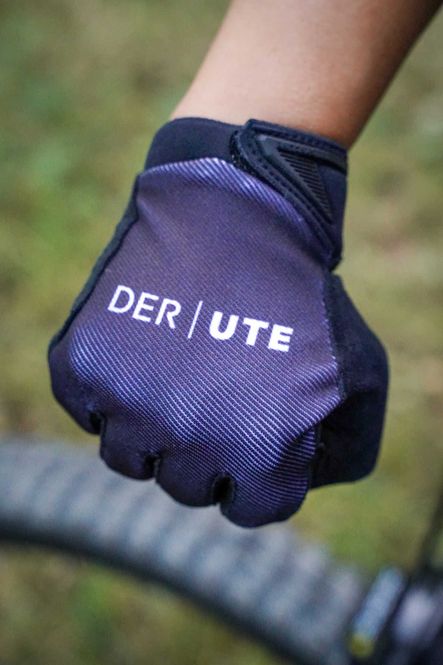 Hovedbilde Dakine x DERUTE Syncline Glove
